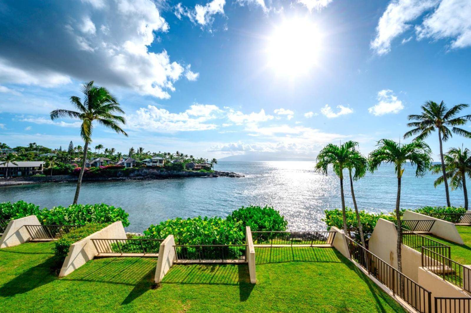Kbm Resorts Free Car Napili Point Nap-C18 Ocean Front Spacious Villa Капалуа Экстерьер фото