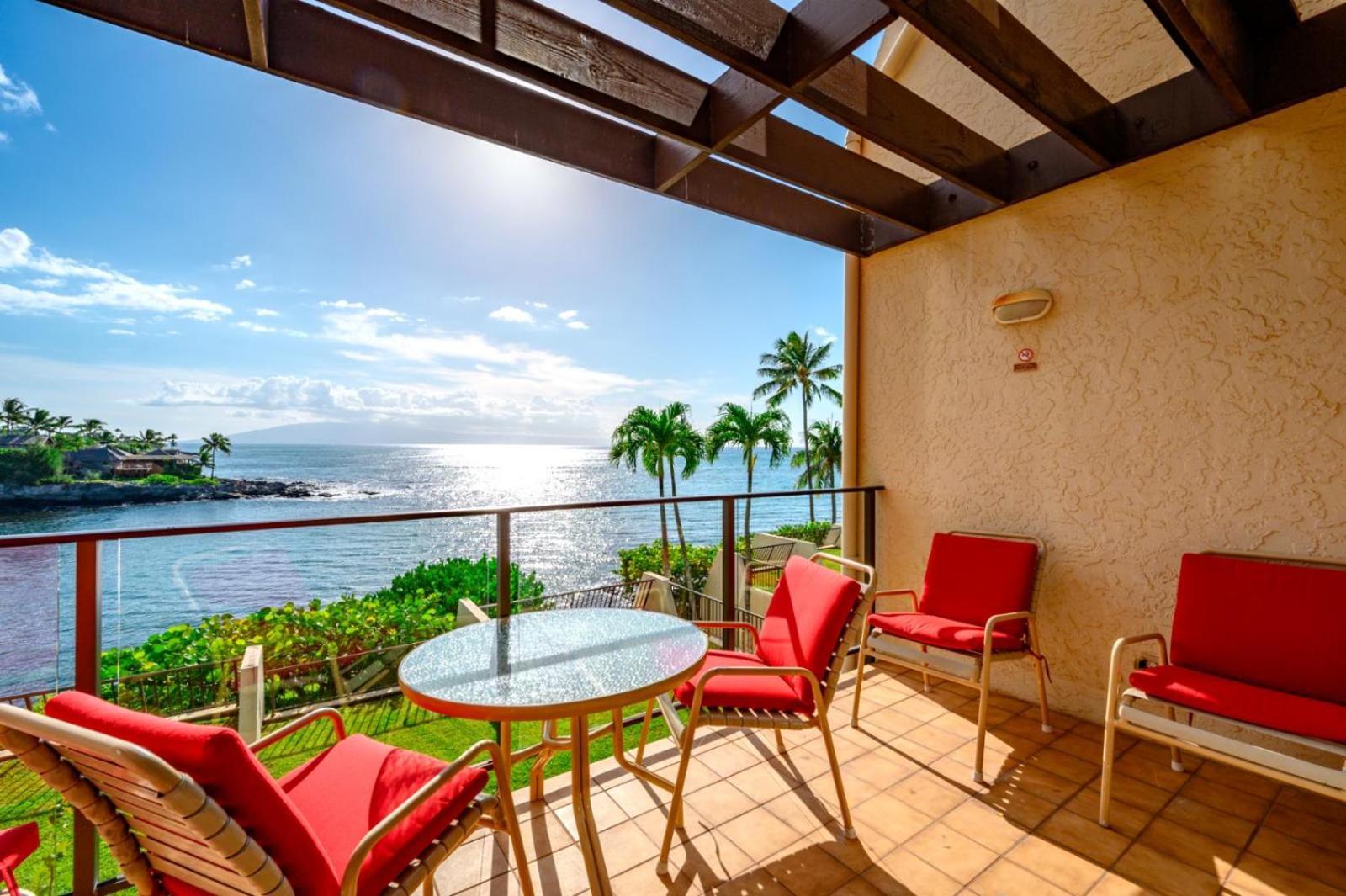 Kbm Resorts Free Car Napili Point Nap-C18 Ocean Front Spacious Villa Капалуа Экстерьер фото